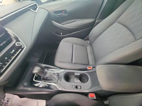 Used 2024 Toyota Corolla LE FWD image 24