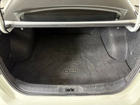 Used 2019 Nissan Altima 2.5 S FWD image 33