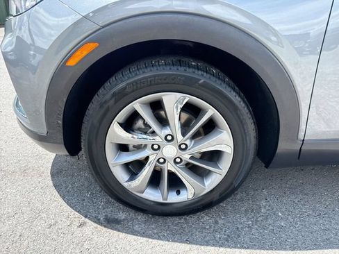 Used 2022 Buick Encore GX Essence w/ Experience Buick Package FWD image 10