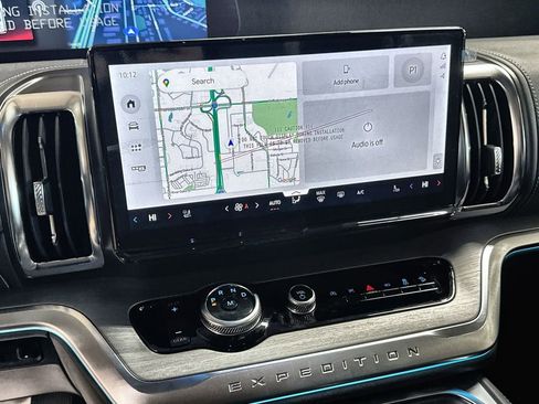 New 2026 Ford Expedition Platinum w/ Driver's Package AWD/4WD image 19
