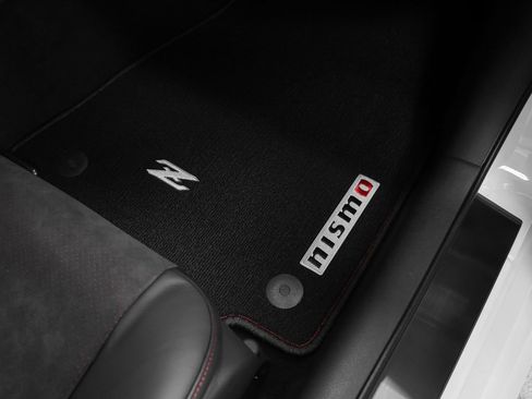 Used 2026 Nissan Z NISMO RWD image 19