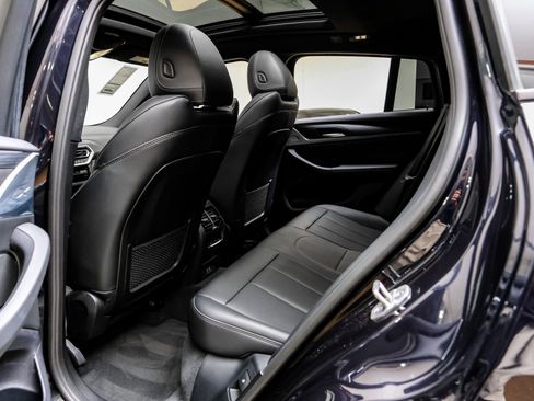 Used 2023 BMW X4 xDrive30i w/ M Sport Package image 42