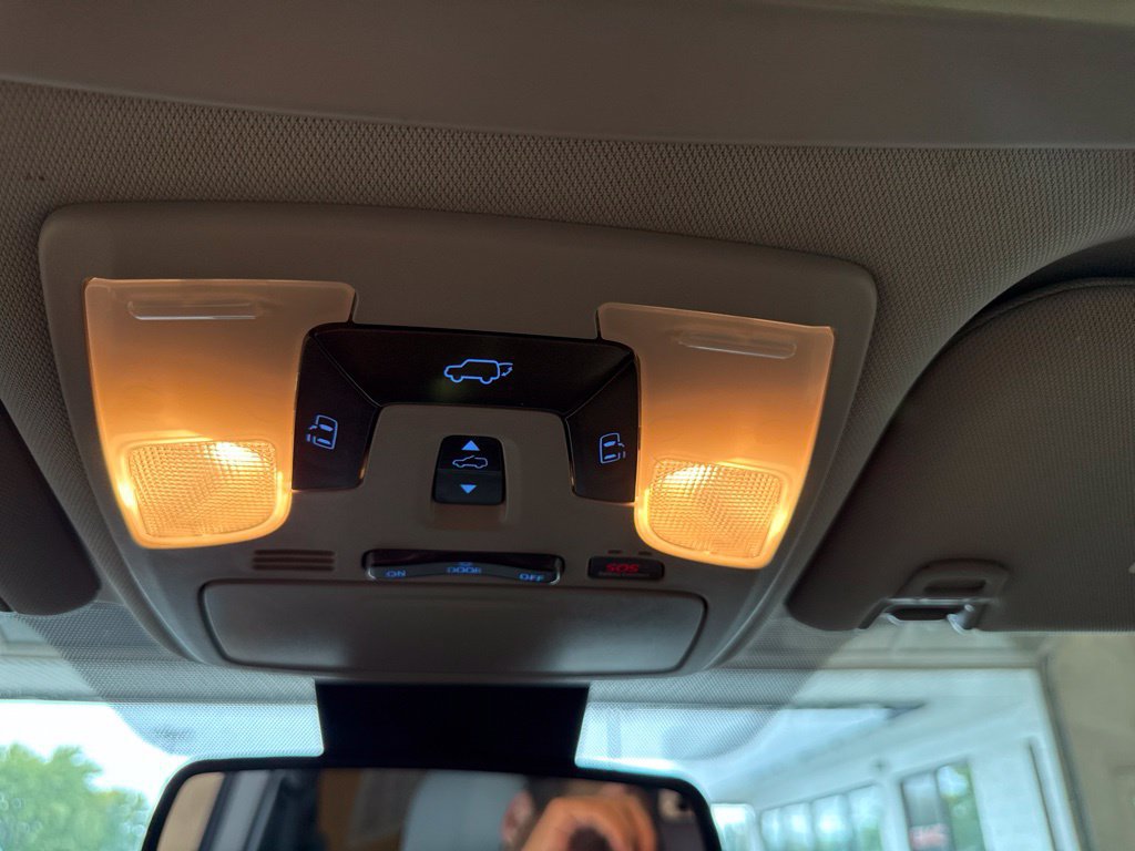 Used 2020 Toyota Sienna XLE w/ XLE Navigation Package AWD/4WD image 37