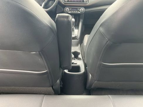 Used 2020 Nissan Kicks SR FWD image 27