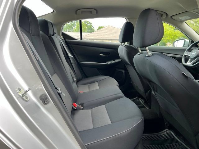 Used 2021 Nissan Sentra SV FWD image 20