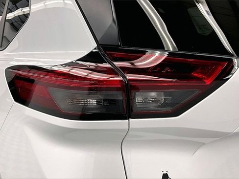 New 2025 Nissan Rogue S image 17