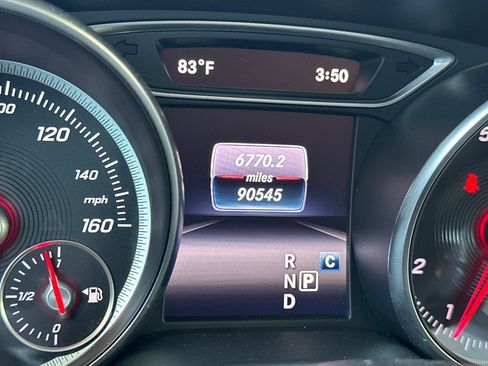 Certified 2020 Mercedes-Benz GLA 250 4MATIC image 22