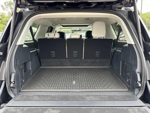 New 2026 Lincoln Navigator L Reserve AWD/4WD image 12