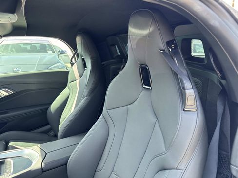 Certified 2024 BMW Z4 sDrive30i w/ Shadowloine Package image 13