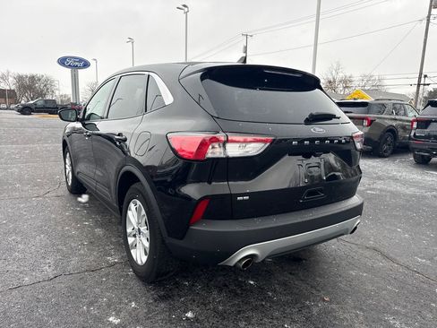 Used 2022 Ford Escape SE w/ Convenience Package image 9