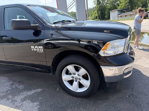 Used 2024 RAM 1500 Classic SLT AWD/4WD image 2