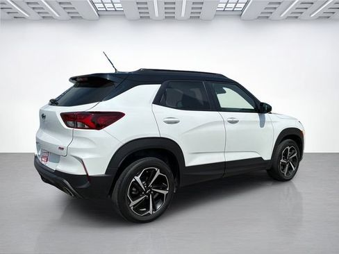 Used 2022 Chevrolet TrailBlazer RS AWD/4WD image 3