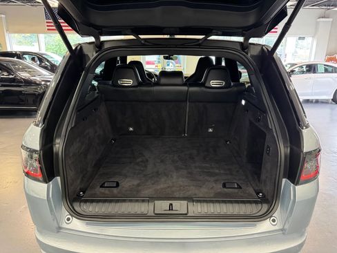 Used 2021 Land Rover Range Rover Sport SVR image 43