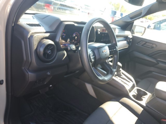 Used 2024 Chevrolet Colorado W/T w/ WT Convenience Package II RWD image 19
