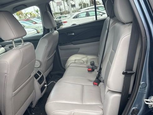 Used 2021 Honda Pilot Special Edition image 9