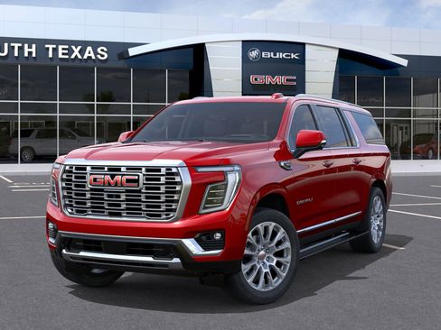 New 2026 GMC Yukon XL Denali w/ Denali Reserve Package image 6
