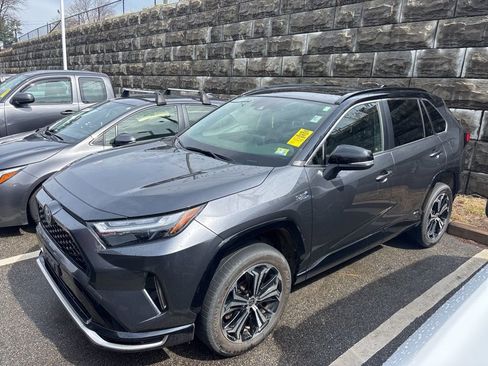 Used 2024 Toyota RAV4 XSE image 3