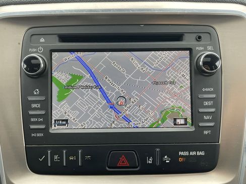 Used 2015 GMC Acadia Denali image 23