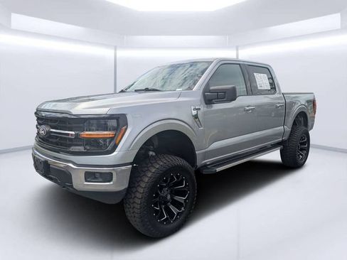 Used 2025 Ford F150 XLT w/ Equipment Group 301A Standard AWD/4WD image 7