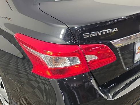Used 2019 Nissan Sentra S FWD image 36