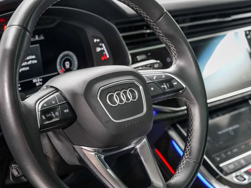 Used 2023 Audi Q8 Premium Plus AWD/4WD image 21