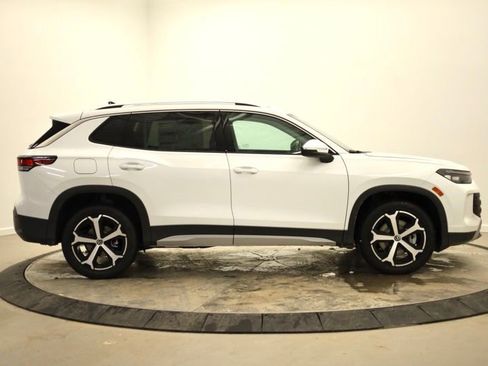 New 2026 Volkswagen Tiguan SE AWD/4WD image 2