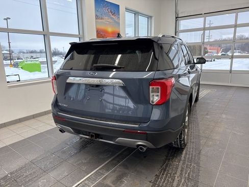 Used 2021 Ford Explorer Limited w/ Equipment Group 301A image 6