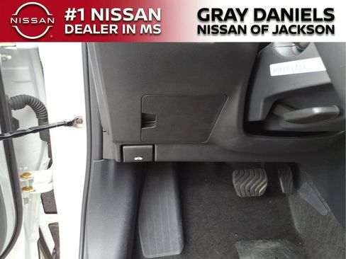 Certified 2025 Nissan Kicks SR AWD/4WD image 20