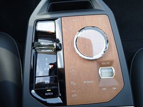 Used 2023 BMW iX M60 w/ Executive Package image 21