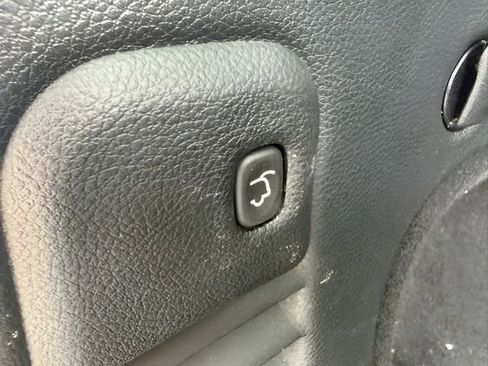 Used 2018 Jeep Grand Cherokee Limited AWD/4WD image 10