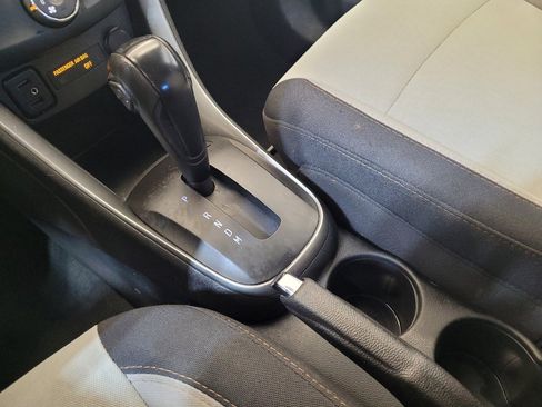 Used 2020 Chevrolet Trax LS w/ Tint and Cruise Package FWD image 26