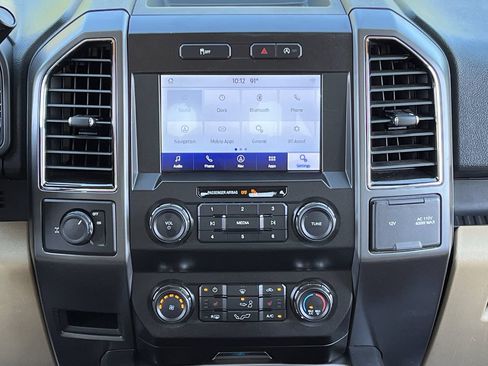 Used 2020 Ford F150 XLT w/ Equipment Group 302A Luxury RWD image 15