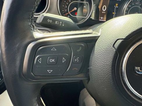 Used 2022 Jeep Wrangler Unlimited Sport image 28