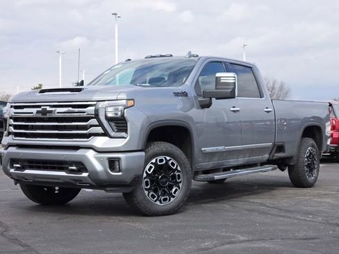 New 2026 Chevrolet Silverado 3500 High Country w/ High Country Premium Package AWD/4WD image 2