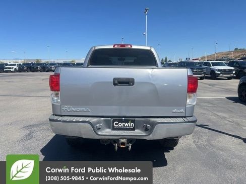 Used 2010 Toyota Tundra 4x4 CrewMax image 5