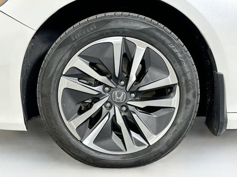 Used 2019 Honda Accord EX-L image 11