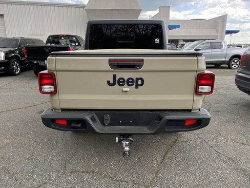 Used 2020 Jeep Gladiator Sport w/ Quick Order Package 24S image 4