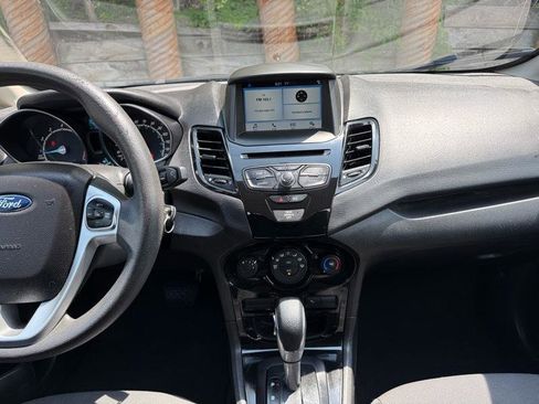 Used 2019 Ford Fiesta SE w/ Equipment Group 201A image 15