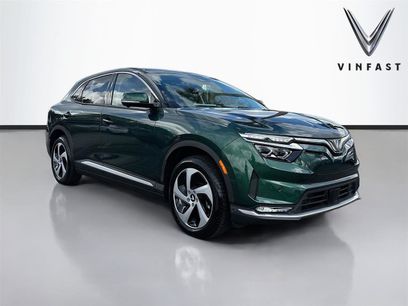 New 2025 VinFast VF 8 Eco