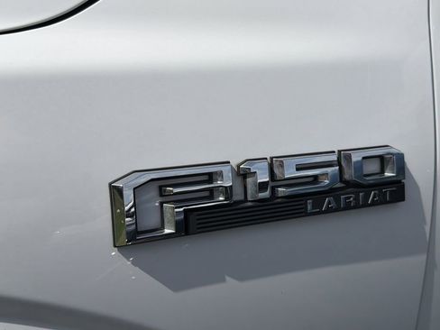 Used 2019 Ford F150 Lariat AWD/4WD image 6