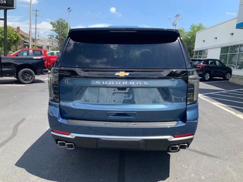 New 2026 Chevrolet Suburban High Country AWD/4WD image 6