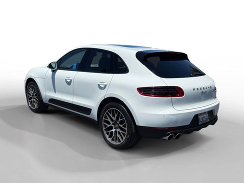 Used 2018 Porsche Macan AWD/4WD image 3