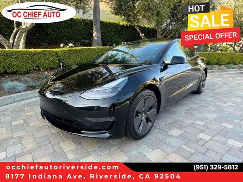 Used 2023 Tesla Model 3 Standard Range RWD image 1