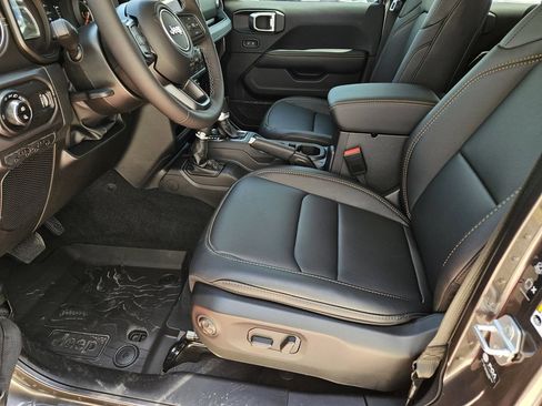 New 2026 Jeep Gladiator Mojave AWD/4WD image 15