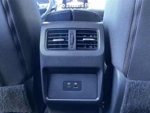 Used 2021 Nissan Rogue SV FWD image 35