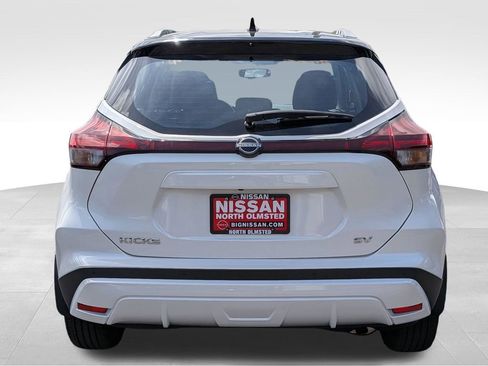 Certified 2023 Nissan Kicks SV FWD image 8