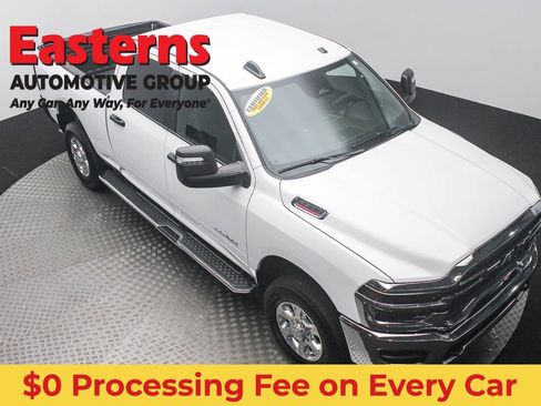 Used 2026 RAM 2500 Big Horn AWD/4WD image 3