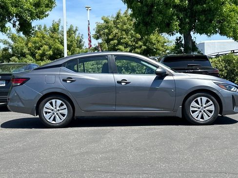 Certified 2024 Nissan Sentra S FWD image 3