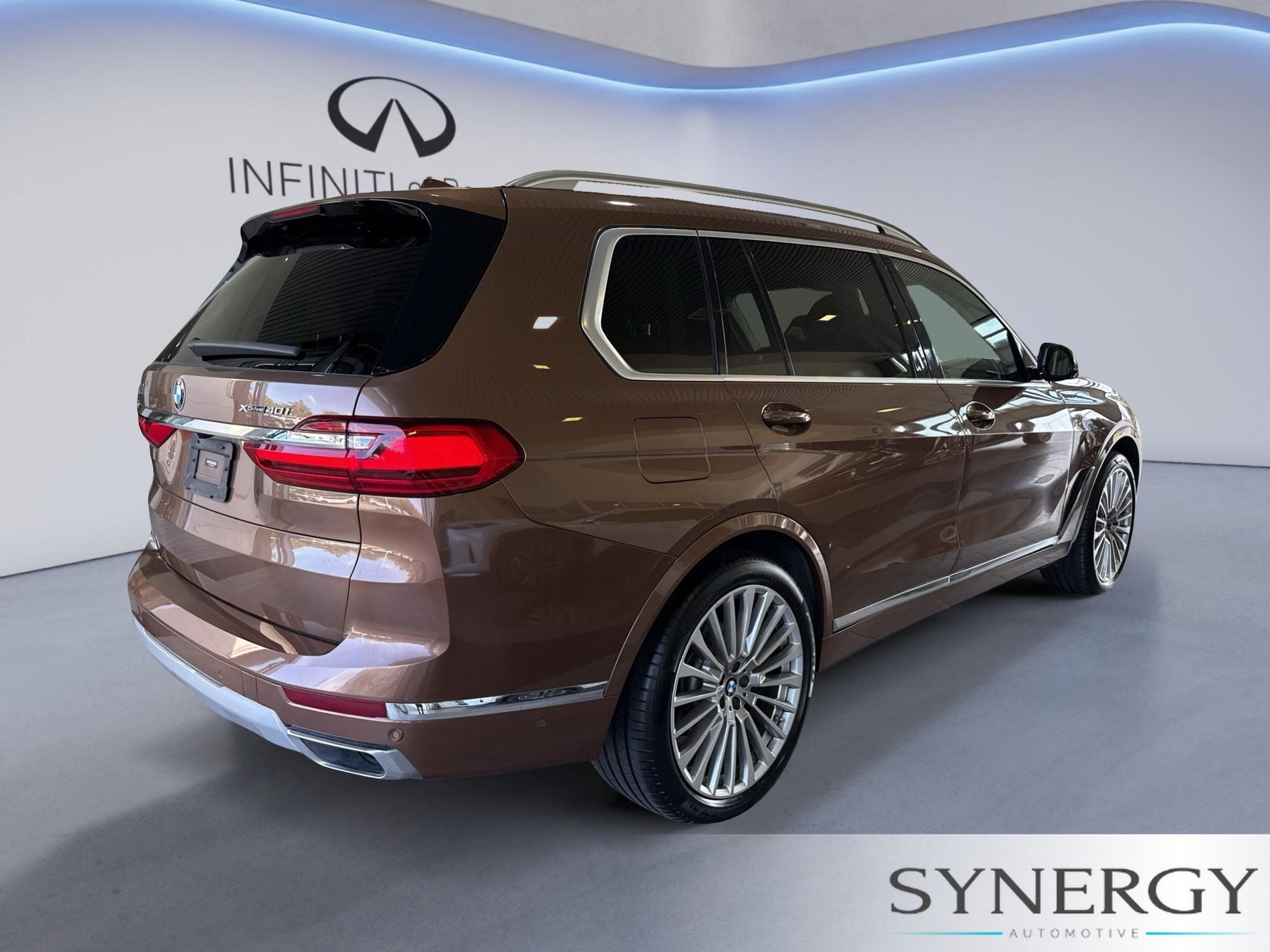 Used 2019 BMW X7 xDrive40i w/ Premium Package AWD/4WD image 5