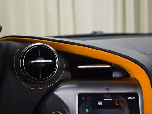 New 2026 McLaren 750S image 28